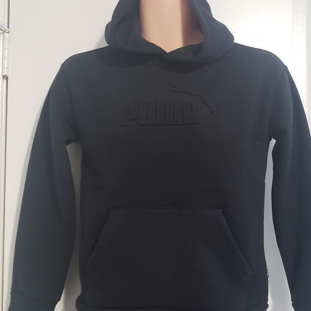 PUMA  HOODIE  NEW WITH TAG M(10/12)